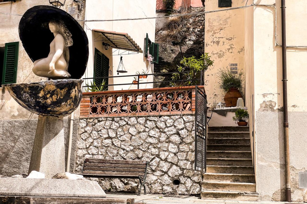 Casa Storica Con Terrazzo Castellina Marittima Exterior foto
