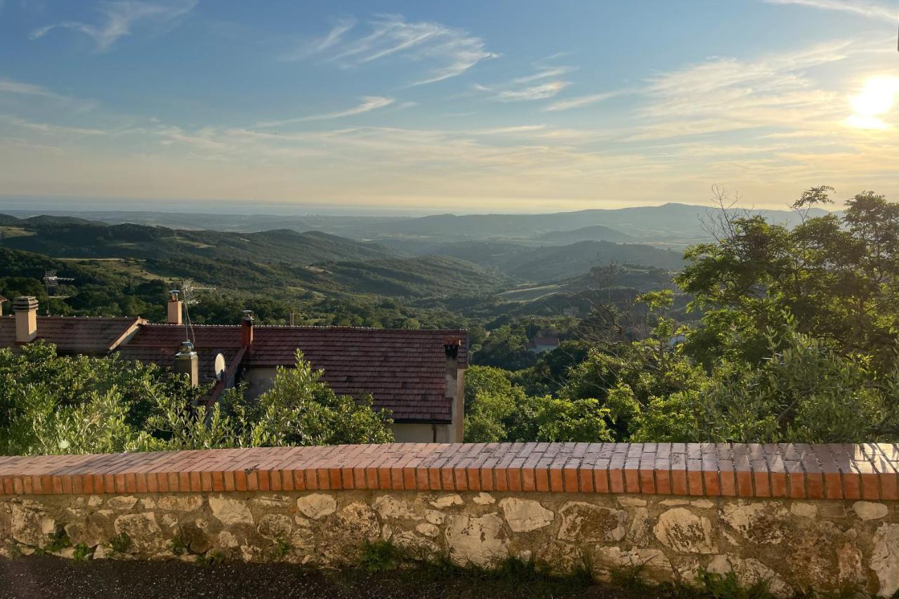 Casa Storica Con Terrazzo Castellina Marittima Exterior foto